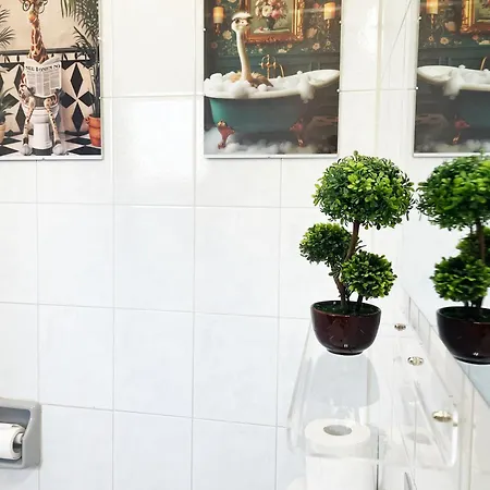 Large Close To Finikoudes With 2 Balconies Larnaca